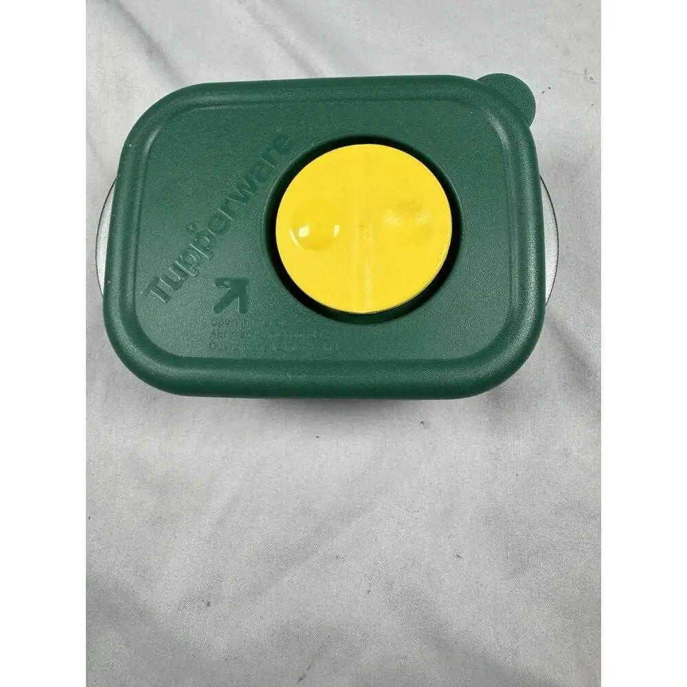 Tupperware Vent ’N Serve 16 oz Microwave Container Green Yellow Lid 3567A
